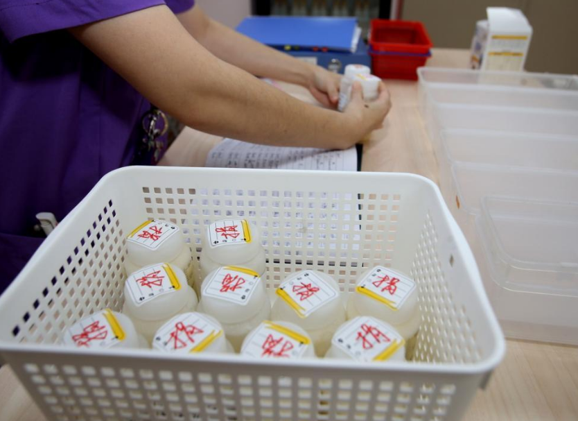 寶寶長大些吃母乳就沒有營養了嗎 寶寶吃母乳吃到幾歲比較好2018