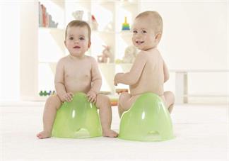 晚上怎么訓練寶寶如廁 寶寶白天教不會如廁晚上怎么教