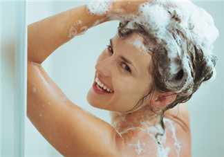 用浴鹽洗頭多久洗一次 使用浴鹽洗頭要注意什么2018