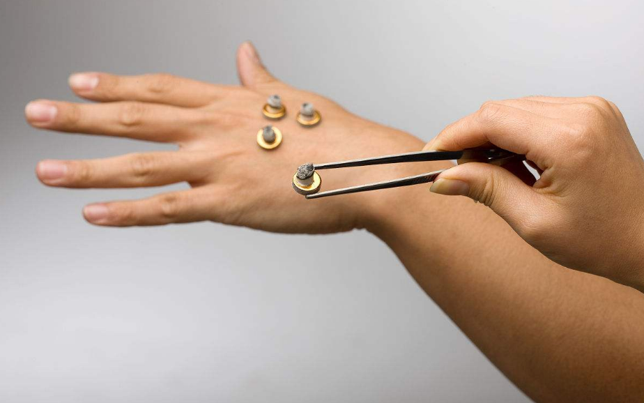 三伏天減肥怎么艾灸 2018三伏天艾灸減肥穴位原理方法