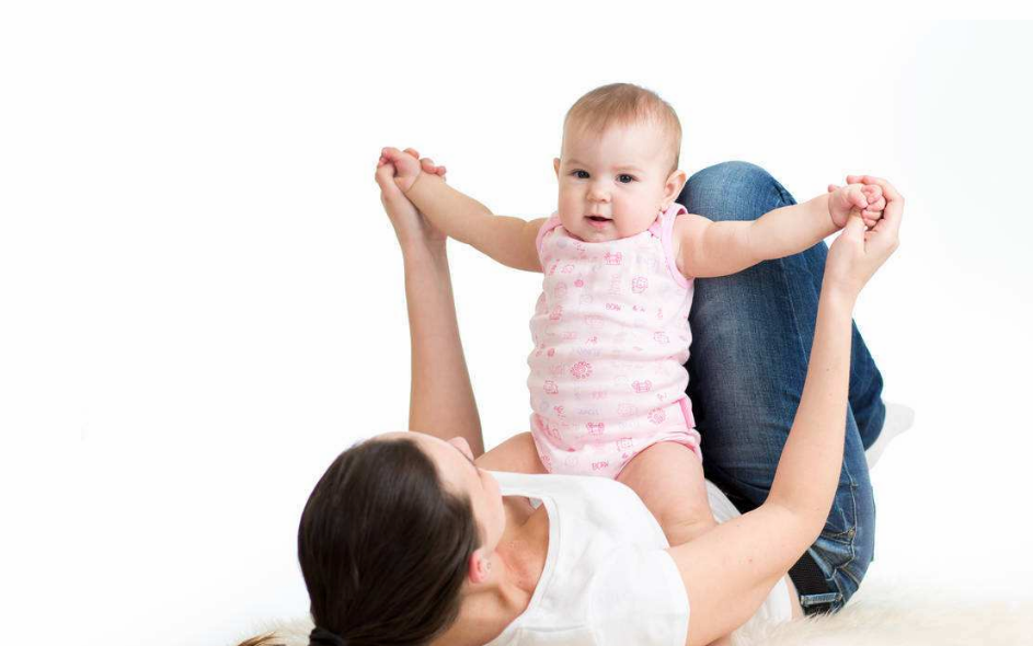 生完孩子在家怎么運動 適合在家運動瘦身的步驟方法