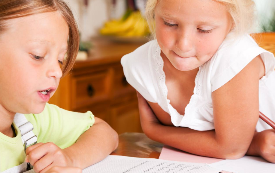 孩子小學的時候注意力不集中怎么辦 怎么提高孩子注意力2018