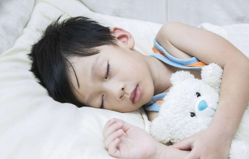 孩子睡前特別的興奮怎么辦 怎么讓孩子睡前靜下來2018