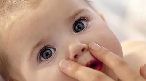 夏天寶寶游泳去哪合適2018 寶寶游泳館選擇注意什么 夏天寶寶游泳去哪合適2018 寶寶游泳館選擇注意什么