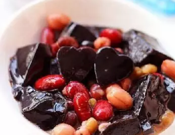 孕婦夏天可以喝紅豆湯嗎 孕婦消暑喝紅豆湯還是綠豆湯