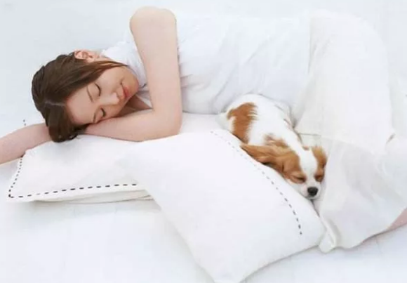 晚上睡覺(jué)一直做夢(mèng)怎么辦 晚上睡覺(jué)老是做夢(mèng)什么原因2018 晚上睡覺(jué)一直做夢(mèng)怎么辦 晚上睡覺(jué)老是做夢(mèng)什么原因2018