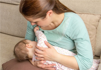 怎么判斷母乳夠不夠寶寶吃 母乳量充足有指標2018