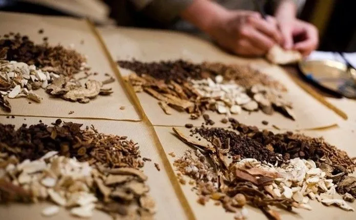 備孕媽媽宮寒怎么調理身體 怎么調理宮寒身體懷上孩子