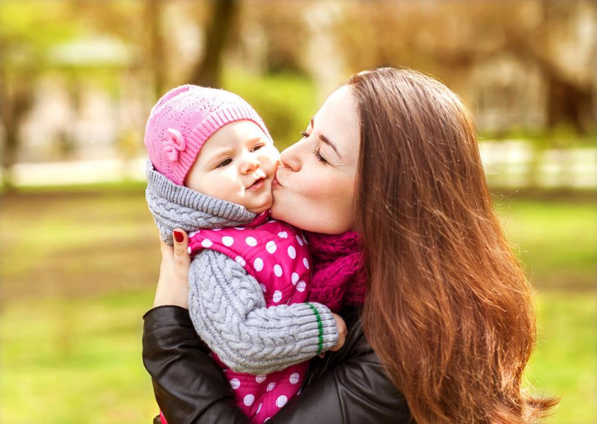 媽媽有甲減或甲亢可以給寶寶喂奶嗎 媽媽甲減或甲亢吃藥喂奶會怎么樣 媽媽有甲減或甲亢可以給寶寶喂奶嗎 媽媽甲減或甲亢吃藥喂奶會怎么樣