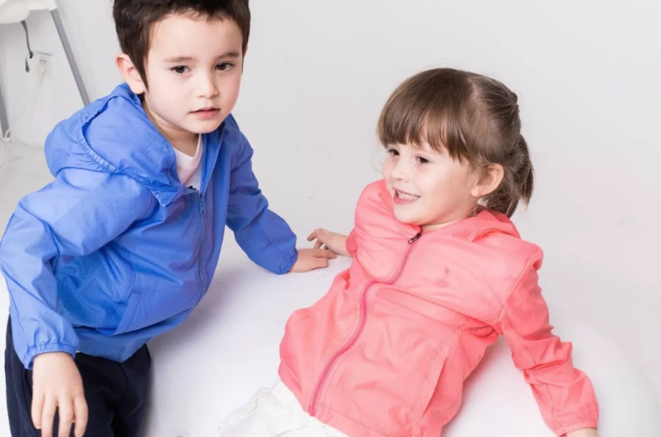 加拿大oribigo兒童防曬衣防曬效果測評 oribigo兒童防曬衣能防水嗎