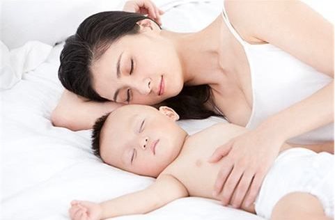 產(chǎn)后月經(jīng)失調(diào)什么原因 產(chǎn)后媽媽要保持良好情緒