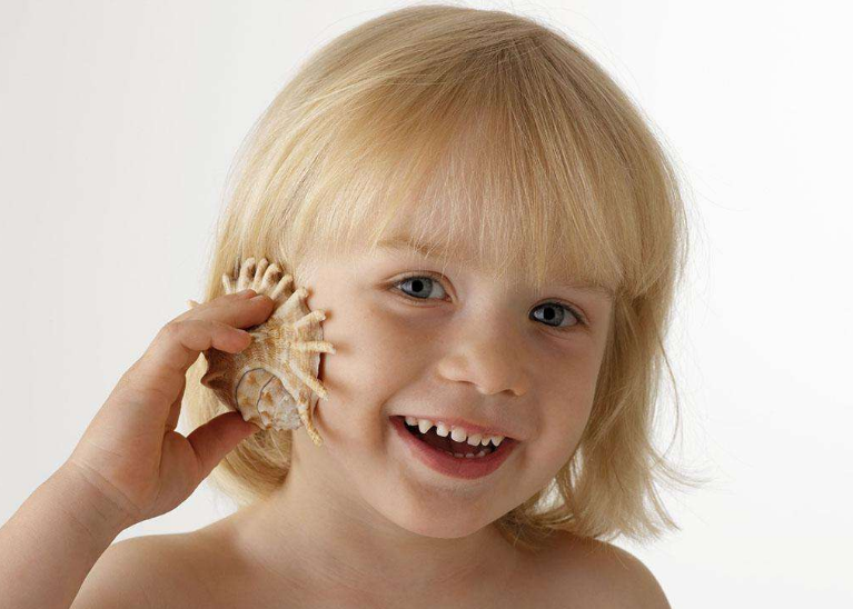 看著孩子成長的心情說說 陪伴孩子長大進步的感慨句子