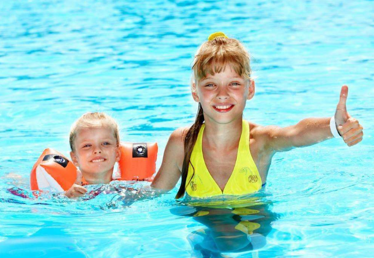 哪些地方容易溺水 暑假孩子游泳如何避免溺水