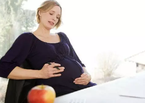 孕晚期胃有很燒心的感覺怎么辦 臨產前的胃灼感怎么緩解