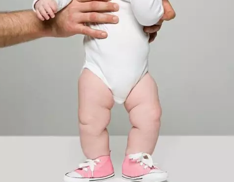 寶寶穿鞋的最佳時間2018 寶寶太早穿鞋好嗎 寶寶穿鞋的最佳時間2018 寶寶太早穿鞋好嗎