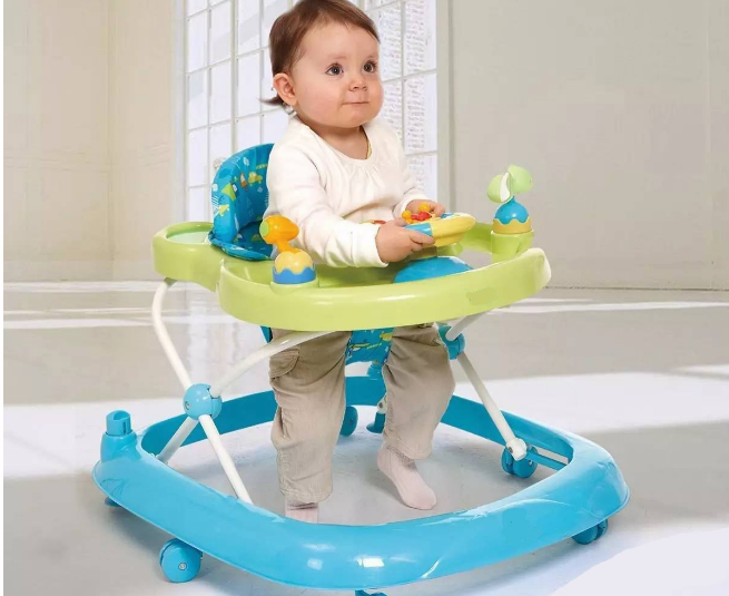 3歲前寶寶適合穿什么鞋子 寶寶鞋子要買(mǎi)大一碼嗎