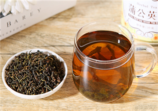 夏季濕氣重能喝蒲公英嗎 蒲公英搭配什么泡水去濕氣 夏季濕氣重能喝蒲公英嗎 蒲公英搭配什么泡水去濕氣