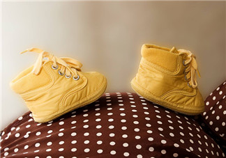 為什么生產時會剪會陰推肚子 分娩時常見哪些問題