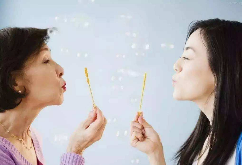 遇上奇葩婆婆的心情說說 分享婆婆奇葩事的句子朋友圈