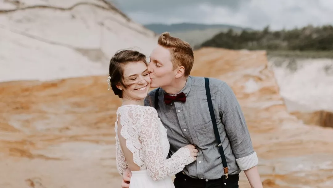 在孩子面前親吻好不好 當著孩子面秀恩愛有什么影響