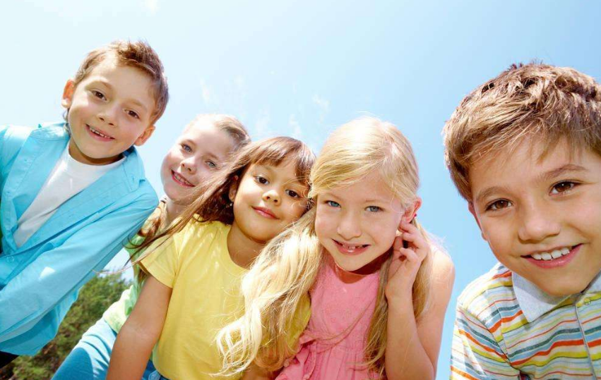 孩子性格內向沒有朋友怎么辦 怎么培養性格內向孩子交友能力