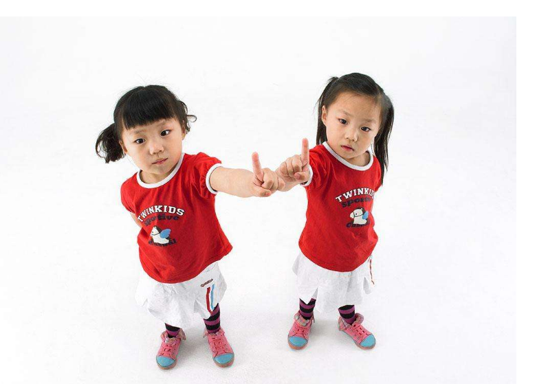 如何幫孩子在幼兒園交到朋友 什么樣的孩子更容易在幼兒園中交到朋友 如何幫孩子在幼兒園交到朋友 什么樣的孩子更容易在幼兒園中交到朋友