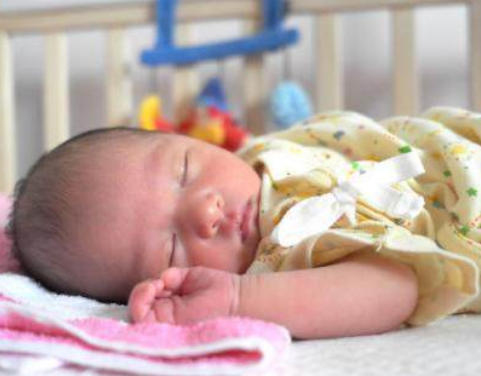 老婆進產房朋友圈說說 老婆進產房心情短語祝福