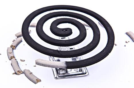 吹空調(diào)可以點(diǎn)蚊香嗎 吹空調(diào)時怎么驅(qū)蚊呢2018