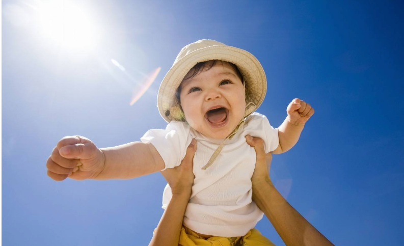穿長袖跟涂防曬哪個效果好 小孩可以用大人的防曬品嗎