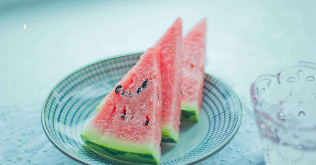 三伏天來了的心情說說 描寫盛夏入伏的句子短語