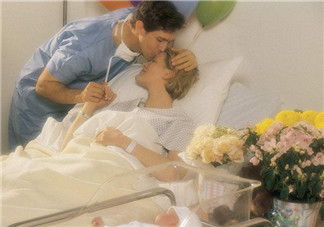 夏季坐月子中西醫(yī)怎么看 天熱坐月子需要注意什么