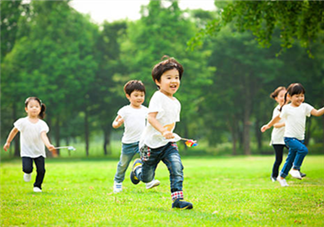 被錐蝽蟲咬了會怎么樣 如何判斷自己是不是被錐蝽咬了 被錐蝽蟲咬了會怎么樣 如何判斷自己是不是被錐蝽咬了