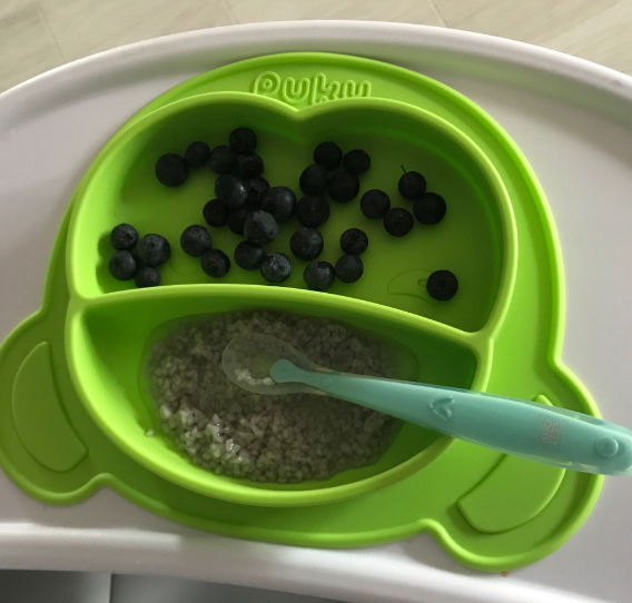 PUKU硅膠餐盤使用測評 PUKU嬰幼兒硅膠餐盤用著怎么樣 PUKU硅膠餐盤使用測評 PUKU嬰幼兒硅膠餐盤用著怎么樣