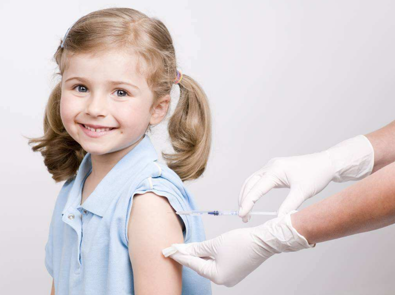 兒童入學前必須接種的疫苗有哪些 寶寶一定要準時去打疫苗嗎 兒童入學前必須接種的疫苗有哪些 寶寶一定要準時去打疫苗嗎