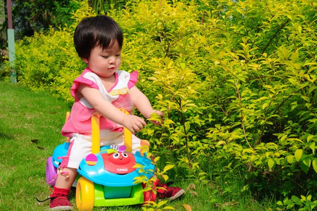 自己孩子比別人家孩子說話晚怎么辦 如何引導孩子早點說話