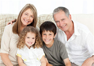 表達(dá)愛孩子溫馨句子 和孩子在一起是最幸福的事的心情說說