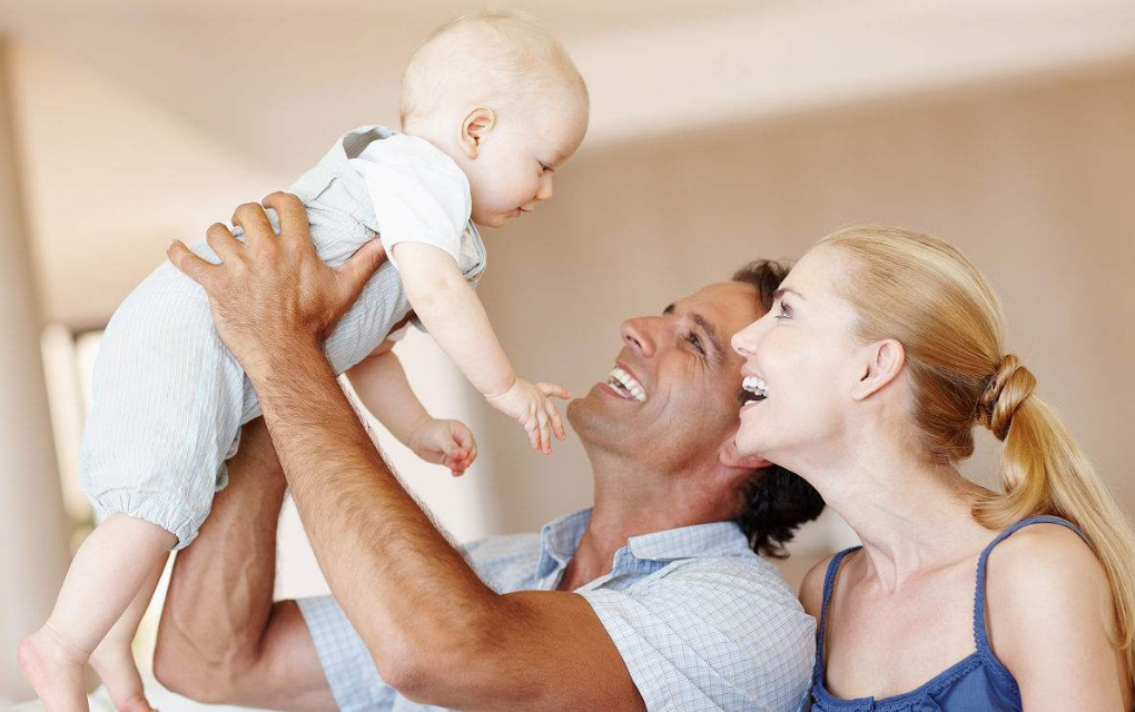 表達(dá)愛孩子溫馨句子 和孩子在一起是最幸福的事的心情說說