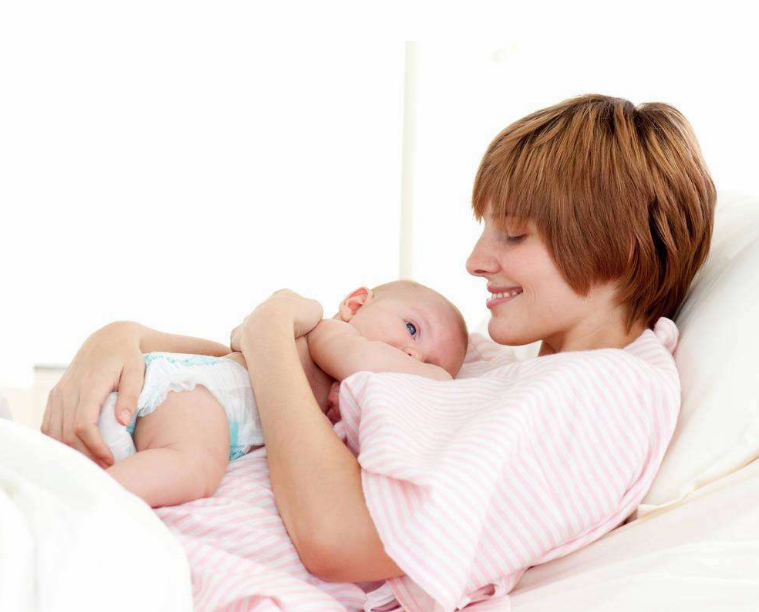 哺乳期可以出國嗎 產后哺乳期出國需要注意什么 哺乳期可以出國嗎 產后哺乳期出國需要注意什么