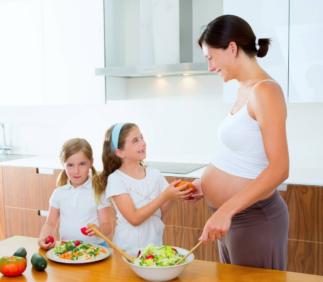 懷雙胞胎營養(yǎng)攝取需要加倍嗎 懷雙胞胎如何度過孕期