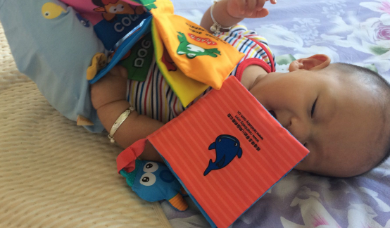 拉拉布書MINI BOX怎么樣 啟智嬰兒布書寶寶喜歡嗎