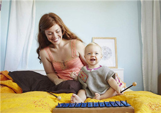 暑假帶孩子搞笑的心情說說 假期和孩子在一起有趣的句子朋友圈