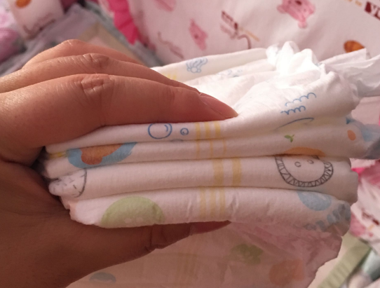 諾美兒怎么樣好用嗎 諾美兒紙尿褲使用測評