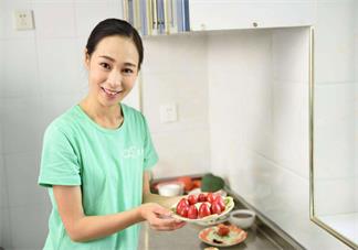 夏天怎么坐月子比較科學 三伏天正確坐月子方法