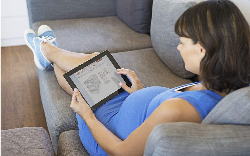 懷孕買什么款式的鞋子好 孕期可以穿鞋底跟多高的鞋子