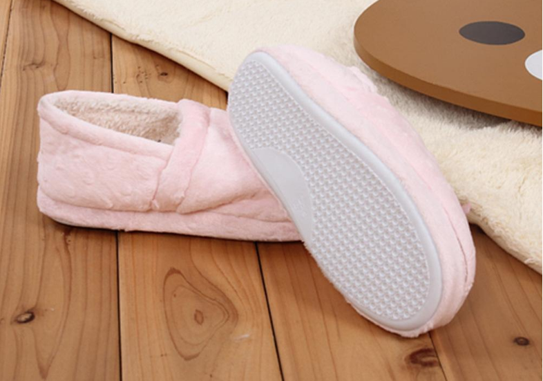 懷孕買什么款式的鞋子好 孕期可以穿鞋底跟多高的鞋子