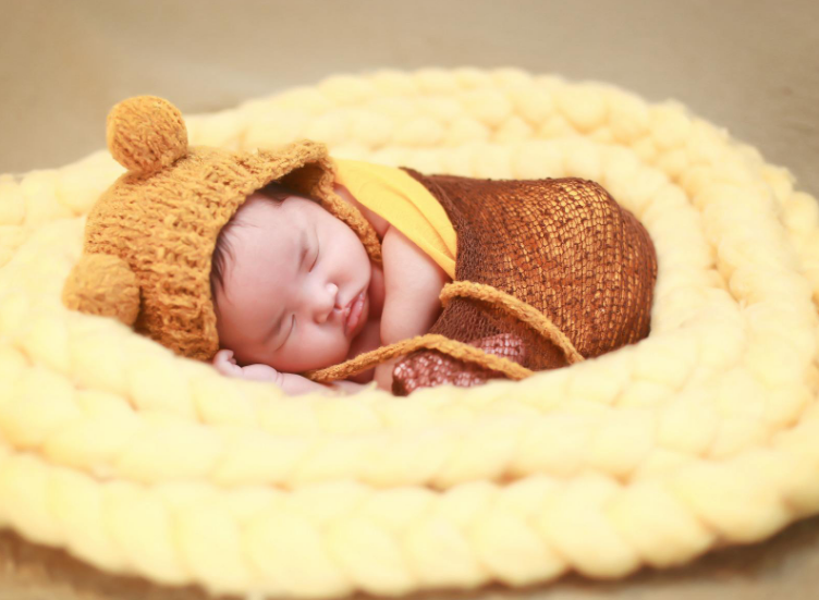 寶寶滿月了怎么發說說 寶寶滿月經典的說說句子短語