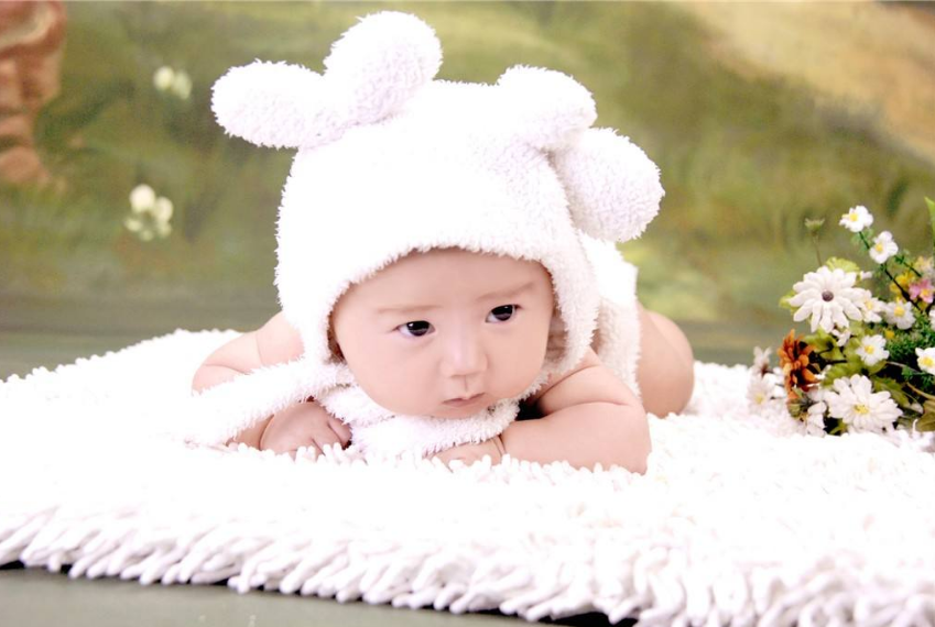 孩子濕疹和痱子有什么差別 孩子濕疹和痱子怎么護理比較好