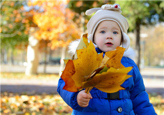 立秋左右出生的女寶寶怎么取名 2018立秋左右出生的女孩起什么名字好