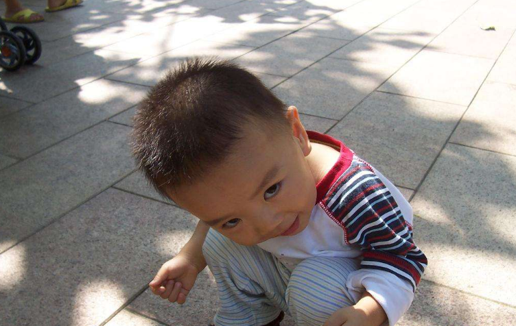 為什么孩子兩歲的時候特別的熊 孩子兩歲特別頑皮的原因是什么 為什么孩子兩歲的時候特別的熊 孩子兩歲特別頑皮的原因是什么