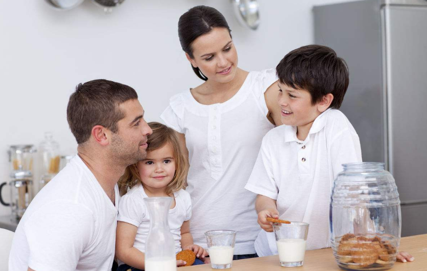 八月出生缺水男女寶寶名字怎么取 2018八月出生孩子八字缺水如何起名